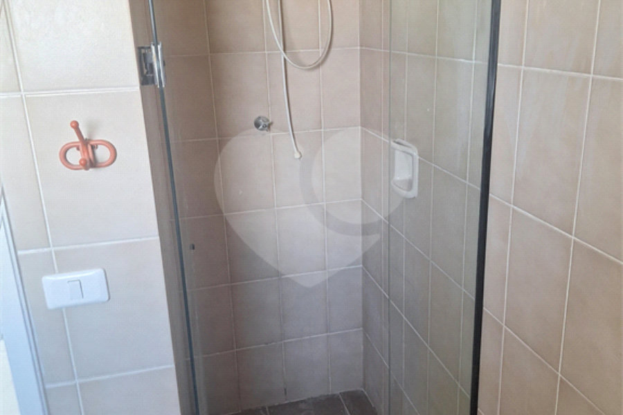 Apartamento à venda com 2 quartos em Campo Limpo, São Paulo, SP