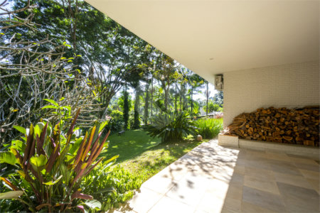 Casa à venda com 4 suítes no condomínio Chácara Flora, São Paulo - SP