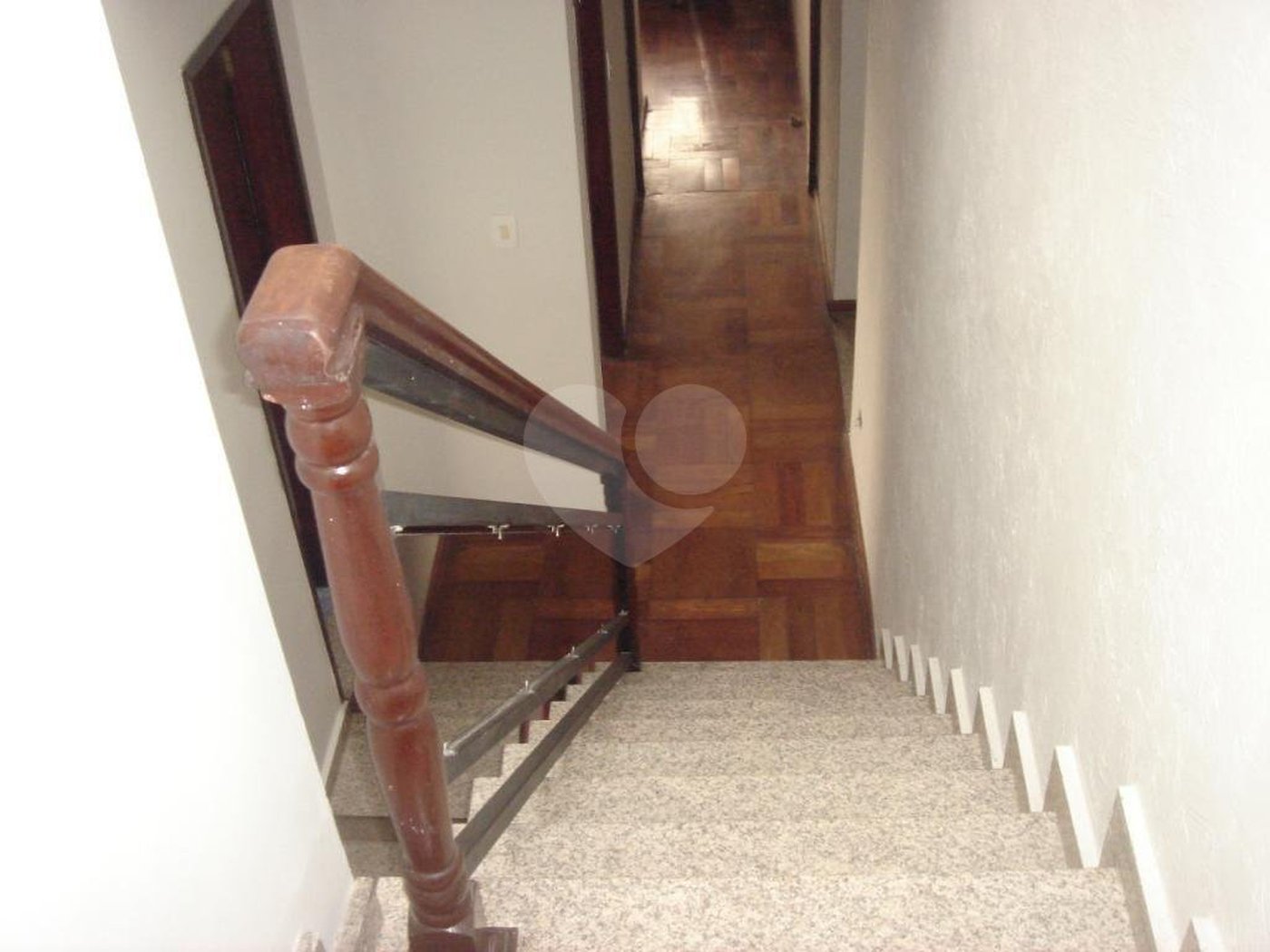Sobrado à venda com 6 quartos, sendo 2 suítes,  em Santana, São Paulo, SP