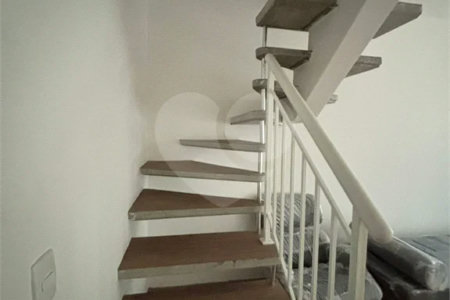 Casa à venda com 2 suítes no condomínio Cântaros da Serra, São Paulo - SP