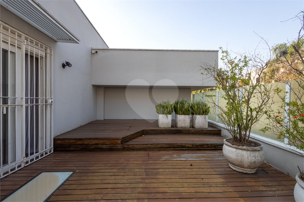 Casa à venda com 4 suítes em Jardim Guedala, São Paulo, SP