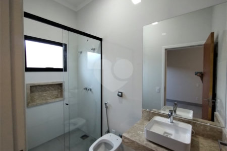 Casa à venda com 3 suítes no condomínio Residencial Golden Ville, Itapetininga - SP