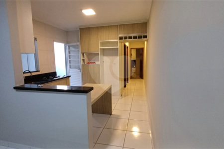 Casa à venda com 2 quartos em Vila Mazzei, Itapetininga, SP