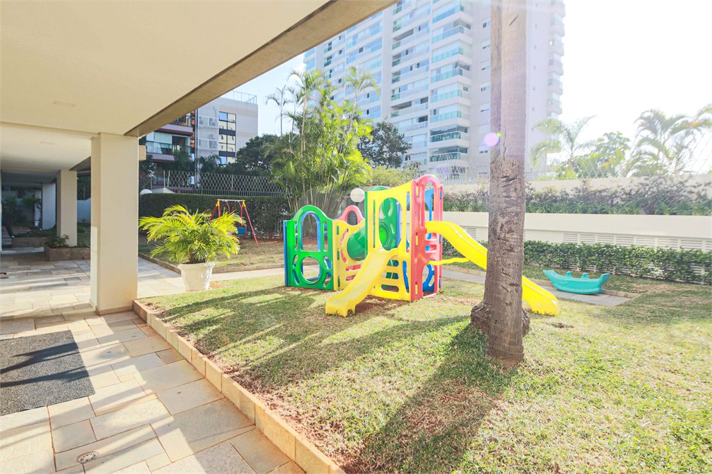 Apartamento à venda com 3 quartos, sendo 1 suíte, em Brooklin, São Paulo, SP