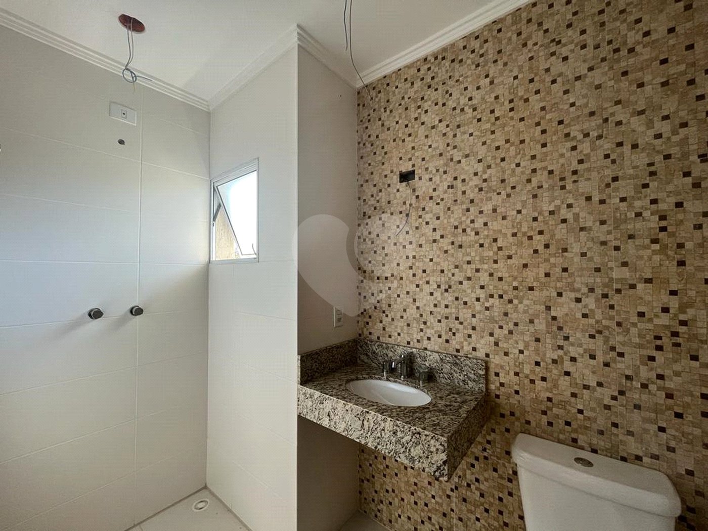 Sobrado à venda com 3 quartos, sendo 1 suíte, em Jaçanã, São Paulo, SP