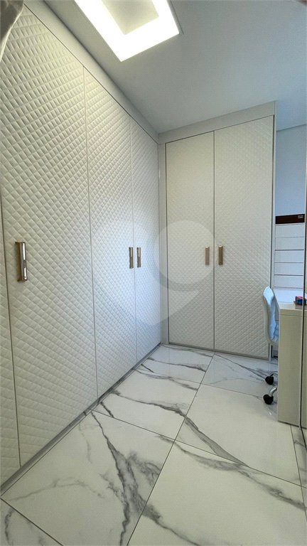 Apartamento à venda com 4 quartos, sendo 2 suítes, em Pinheiros, São Paulo, SP