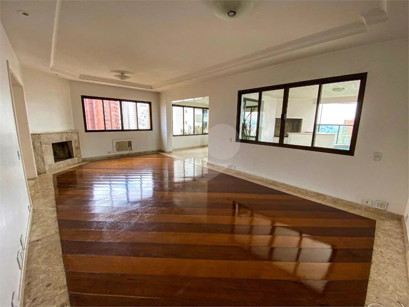 Apartamento à venda com 4 suítes em Vila Suzana, São Paulo, SP
