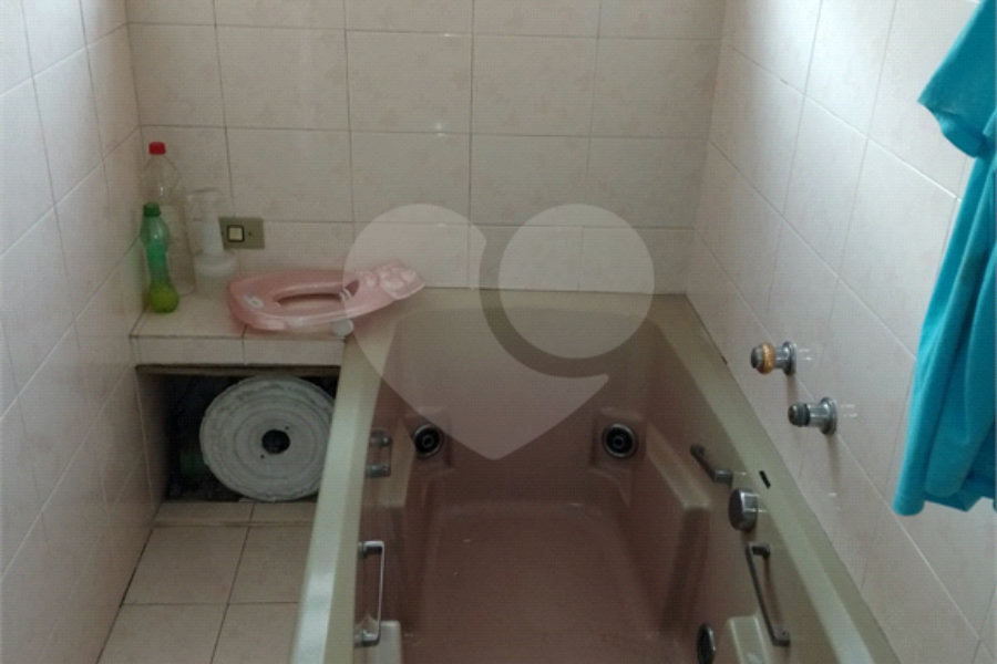 Sobrado à venda com 3 quartos, sendo 1 suíte, em Vila Guilherme, São Paulo, SP