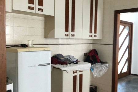 Sobrado à venda com 3 quartos, sendo 1 suíte, em Vila Trujillo, Sorocaba, SP