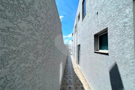 Sobrado à venda com 3 suítes em Jardim dos Pinheiros, Atibaia, SP