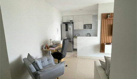 Apartamento à venda com 2 quartos, sendo 1 suíte,  em Vila Anastácio, São Paulo, SP