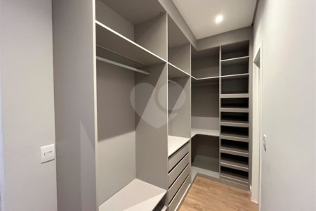 Casa à venda ou para alugar com 4 quartos, sendo 3 suítes, no condomínio Alphaville Nova Esplanada 1, Votorantim - SP