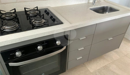 Apartamento à venda com 2 quartos em Cambuci, São Paulo, SP