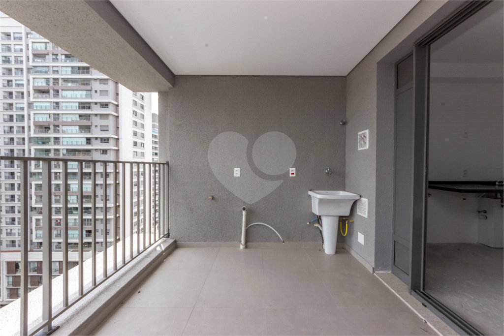 Apartamento à venda com 3 suítes em Brooklin, São Paulo, SP
