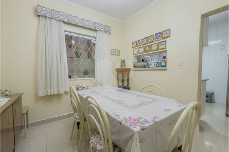 Casa à venda com 3 quartos, sendo 2 suítes,  em Jardim da Saúde, São Paulo, SP