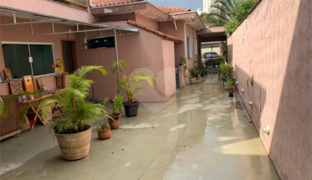 Prédio à venda em Tremembé, São Paulo, SP