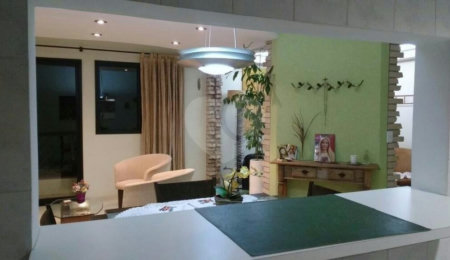 Apartamento à venda com 3 quartos, sendo 1 suíte, em Vila Monumento, São Paulo, SP