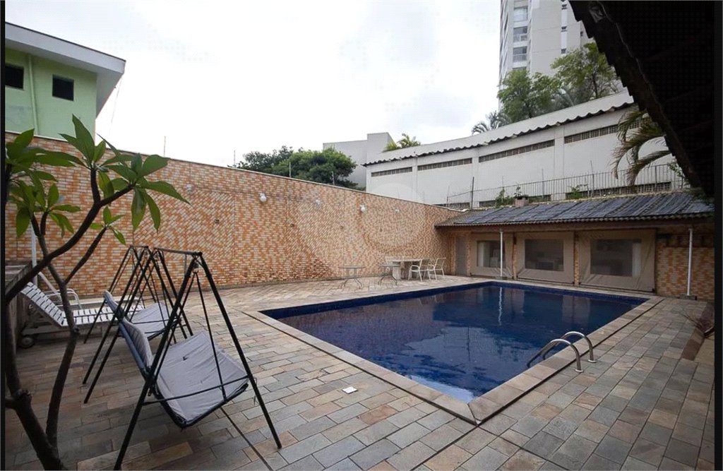 Casa à venda com 5 quartos, sendo 4 suítes, em Vila Maria Alta, São Paulo, SP
