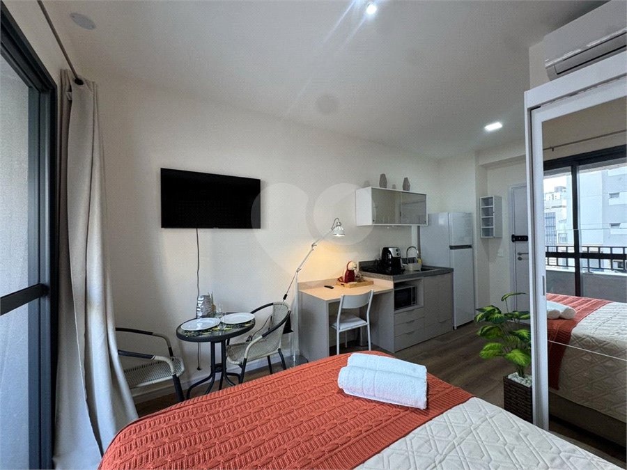 Apartamento à venda com 1 quarto em Vila Cordeiro, São Paulo, SP
