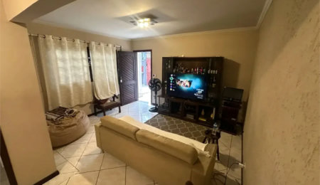Casa à venda com 5 quartos, sendo 1 suíte, em Parque Fernanda, São Paulo, SP