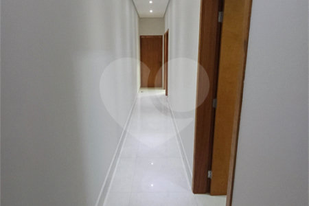 Casa à venda com 3 quartos, sendo 1 suíte, no condomínio Mantova, Indaiatuba - SP
