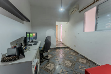 Casa à venda com 2 quartos, sendo 1 suíte, em Vila Pompéia, São Paulo, SP