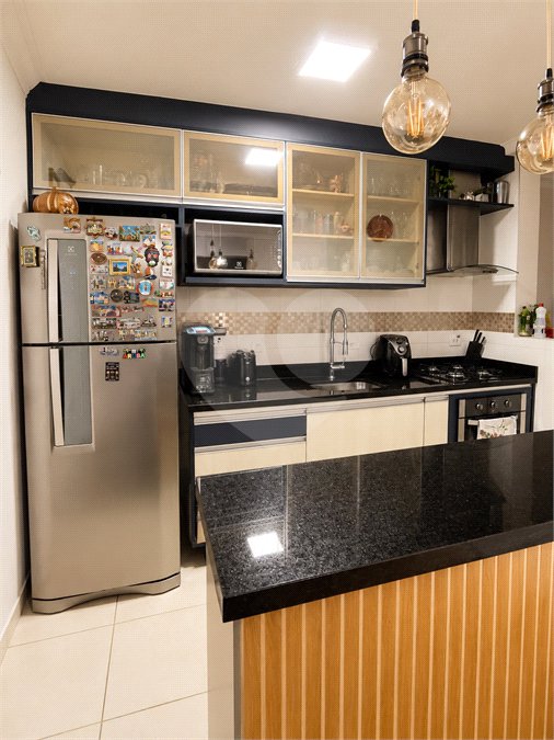 Apartamento à venda com 2 quartos, sendo 1 suíte, em Vila Assis Brasil, Mauá, SP