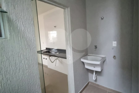 Casa à venda com 2 quartos no condomínio Conego Ladeira, São Paulo - SP