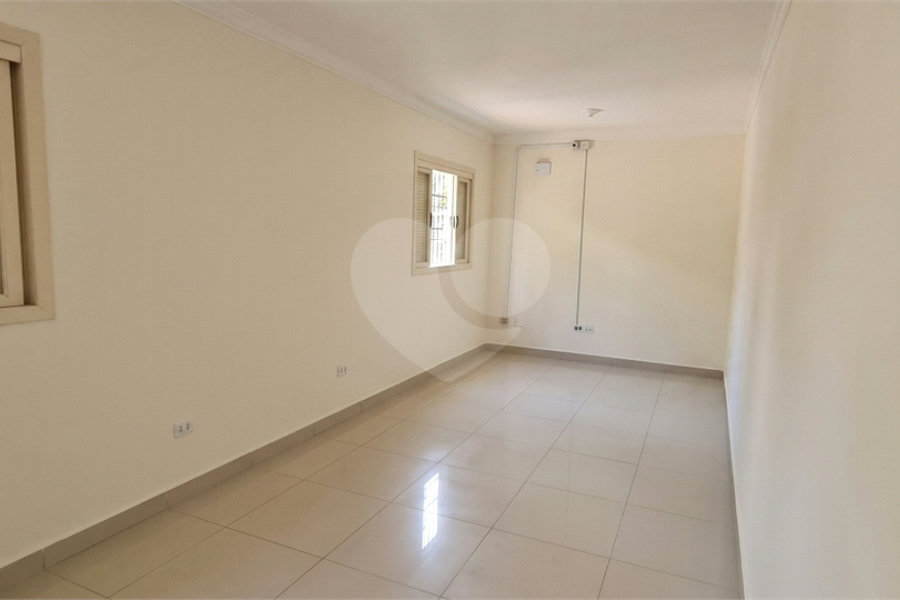 Casa à venda com 5 suítes em Roseira, Mairiporã, SP