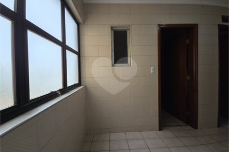 Apartamento à venda com 3 quartos, sendo 2 suítes, no Centro, Sorocaba, SP