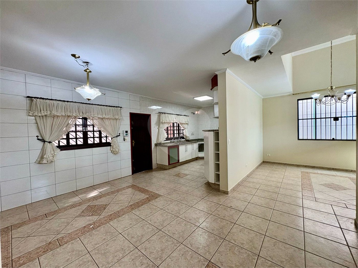 Sobrado à venda ou para alugar com 3 quartos, sendo 1 suíte, em Santana, São Paulo, SP