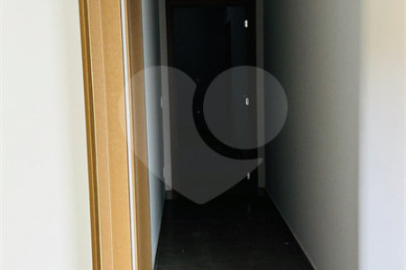 Casa à venda com 3 suítes no condomínio Santa Isabel I, Louveira - SP
