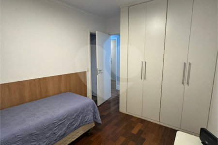 Apartamento à venda com 3 suítes em Vila Suzana, São Paulo, SP