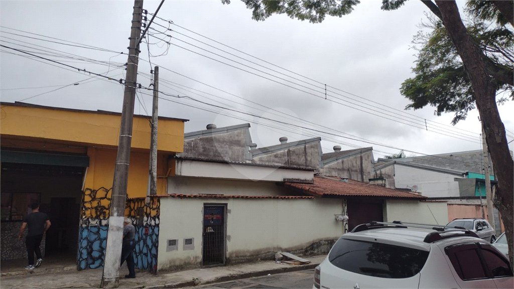 Casa à venda com 4 quartos em Vila Mogilar, Mogi das Cruzes, SP