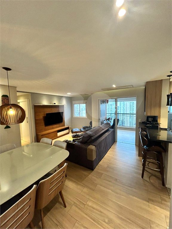 Apartamento à venda com 2 quartos, sendo 1 suíte, em Parque Reboucas, São Paulo, SP