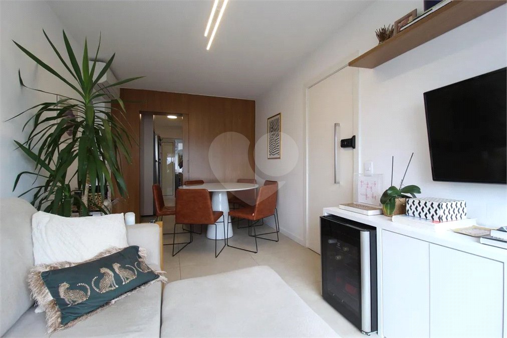Apartamento à venda com 2 quartos em Vila Olímpia, São Paulo, SP