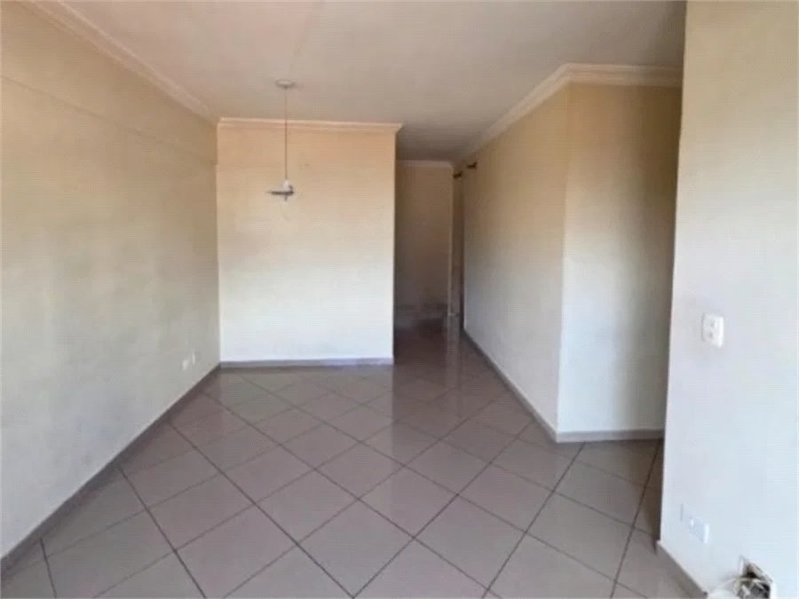 Apartamento à venda com 2 quartos, sendo 1 suíte,  em Jardim Ester, São Paulo, SP