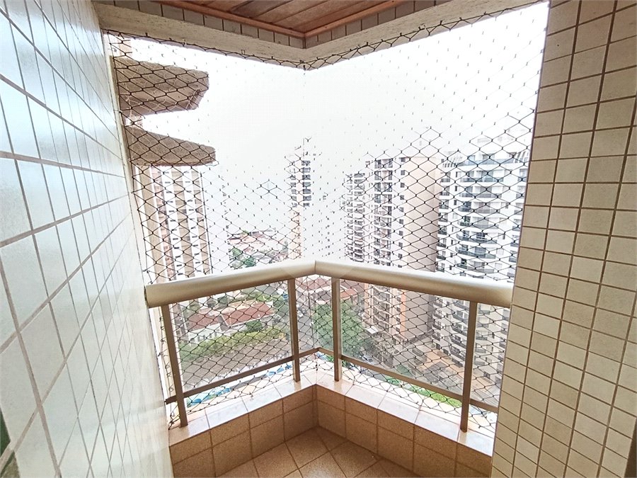 Apartamento à venda com 3 quartos, sendo 1 suíte, no Centro, Ribeirão Preto, SP