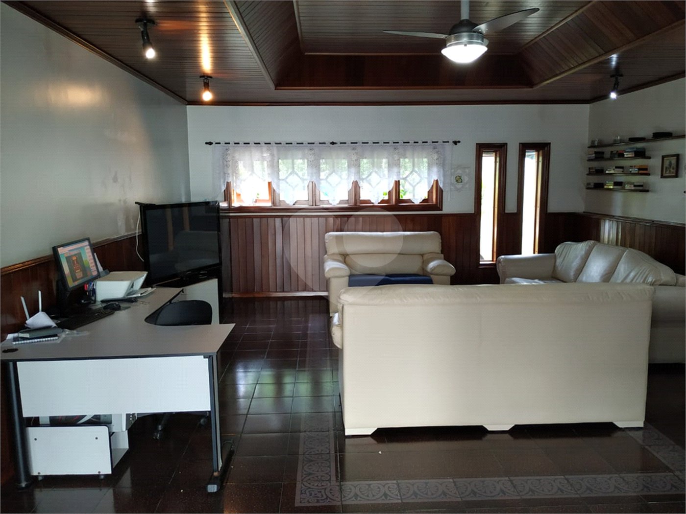 Casa à venda com 5 quartos, sendo 3 suítes,  no condomínio Portella, Itu - SP