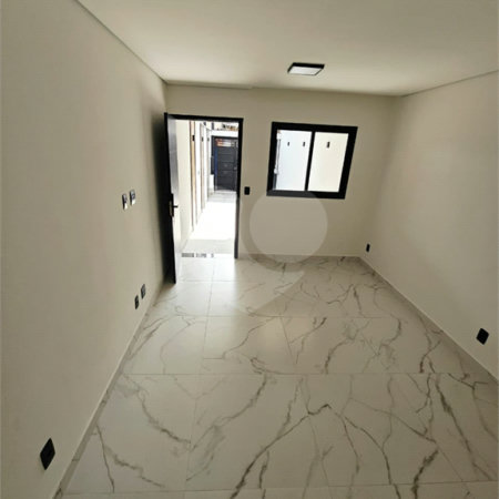 Sobrado à venda com 3 quartos, sendo 2 suítes,  em Vila Dom Pedro II, São Paulo, SP