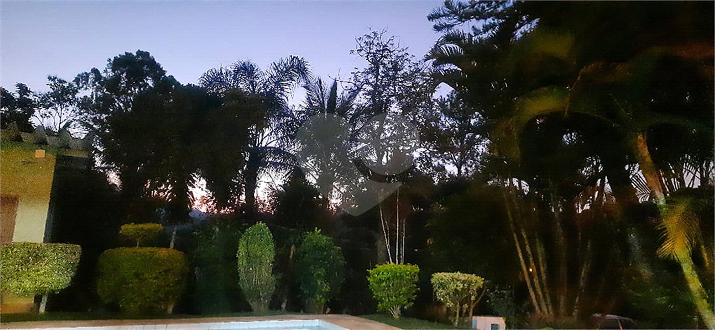 Chácara à venda com 8 quartos em Loteamento Chácara Val Paraiso, Atibaia, SP