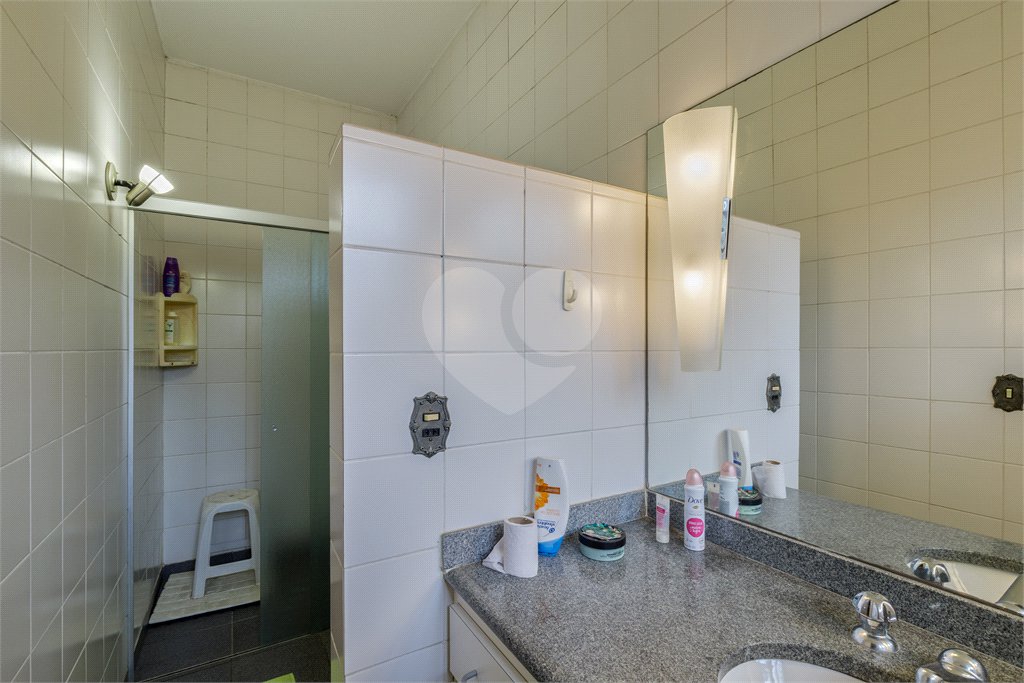 Casa à venda ou para alugar com 5 suítes em Alto da Boa Vista, São Paulo, SP