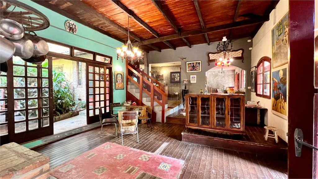 Casa à venda com 4 quartos, sendo 1 suíte, em Serra da Cantareira, Mairiporã, SP