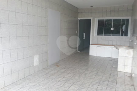 Casa Térrea à venda com 4 quartos, sendo 1 suíte, em Nova Mairinque, Mairinque, SP