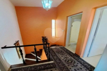 Sobrado com 112m² , 3 dormitórios , sendo 1 suíte , 3 vagas de garagem , à venda no Bosque da Saúde.