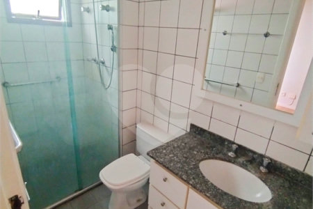 Apartamento na Saúde - 2 quartos com 1 suíte, varanda e 2 vagas