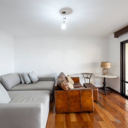 Apartamento à venda com 4 quartos, sendo 3 suítes,  em Jardim Monte Kemel, São Paulo, SP