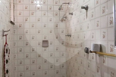 Sobrado à venda com 5 quartos, sendo 2 suítes, em Vila Trujillo, Sorocaba, SP