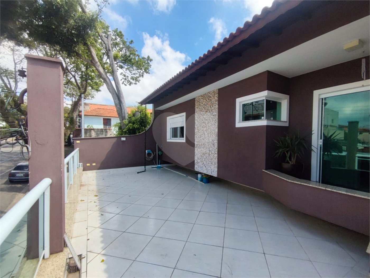 Sobrado à venda com 3 quartos, sendo 2 suítes,  em Vila Pires, Santo André, SP