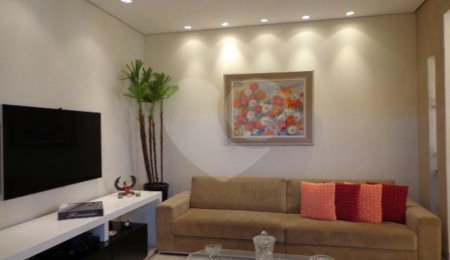 Casa Térrea à venda com 3 suítes em Jardim Franca, São Paulo, SP